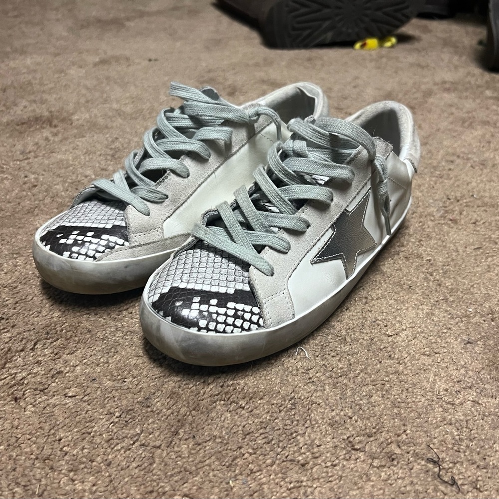 Golden goose Dupes